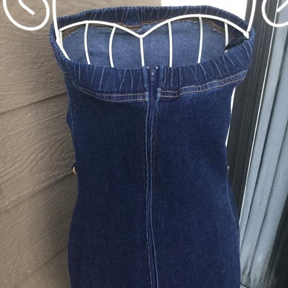 Rue twenty one options Junior denim strapless fringe dress, Size M - Picture 4 of 10